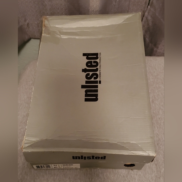 Unlisted by Kenneth Cole men's Wingtip Brogue Boots. New In Box - Picture 13 of 13